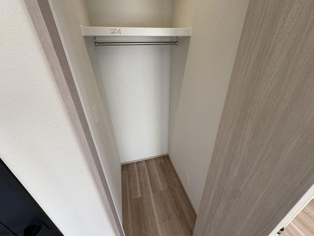 アヴニール西新町の収納