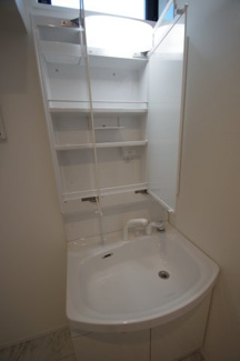 【独立洗面台】 | 【仲介手数料無料！！】八王子市上柚木　新築戸建て（全2棟）1号棟　3990万円