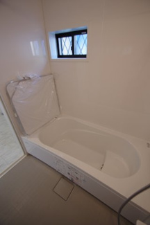 【浴室】 | 【仲介手数料無料！！】八王子市上柚木　新築戸建て（全2棟）1号棟　3990万円