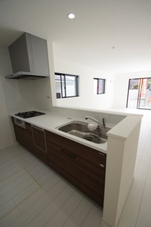 【キッチン】 | 【仲介手数料無料！！】八王子市上柚木　新築戸建て（全2棟）1号棟　3990万円