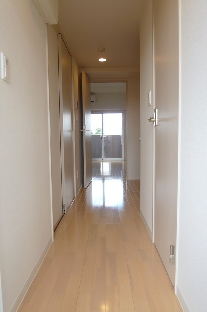 トレセリア大和田弐番館の玄関|玄関