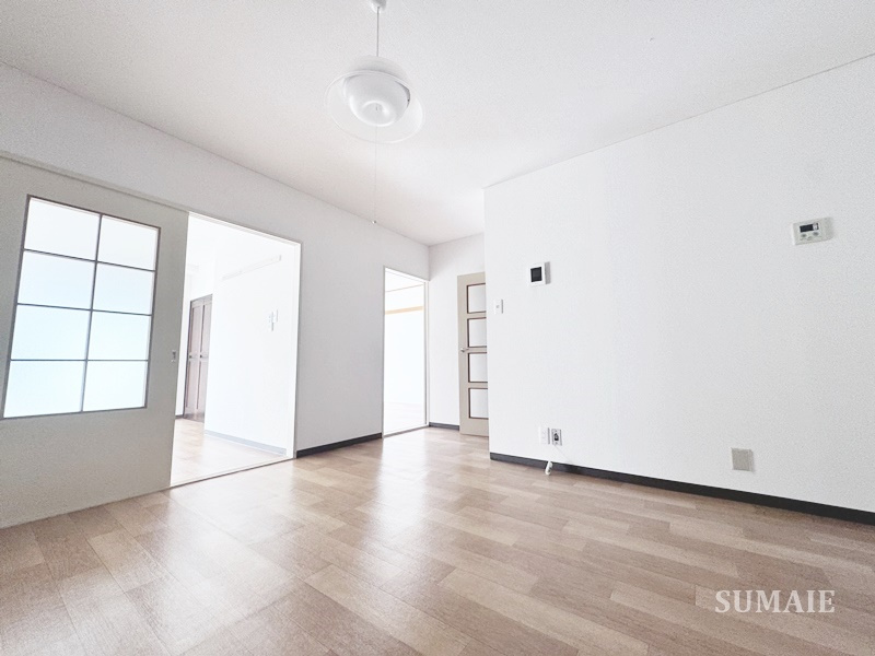 クリフ若木の居間・リビング|リビングです