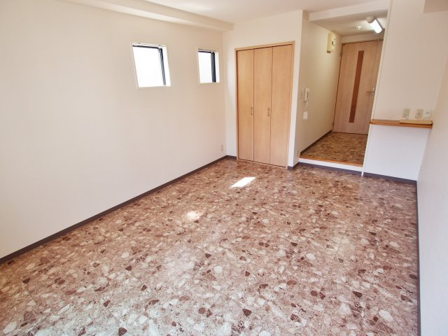 メゾン中野駅前の内装