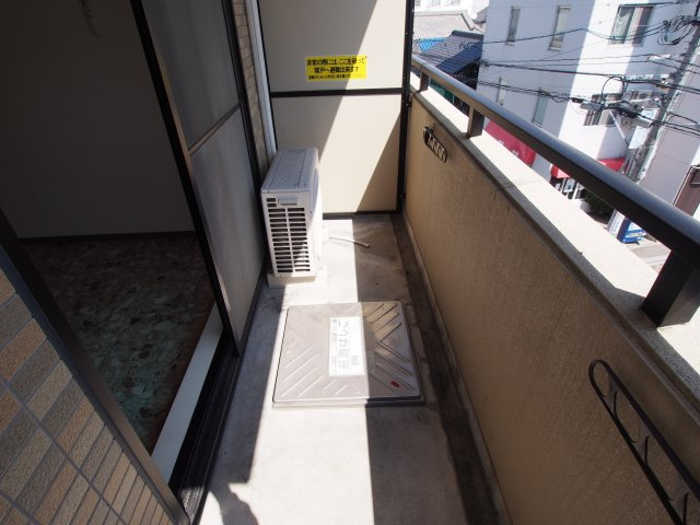 メゾン中野駅前のバルコニー