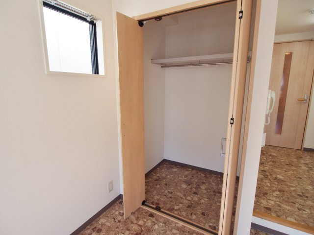 メゾン中野駅前の収納