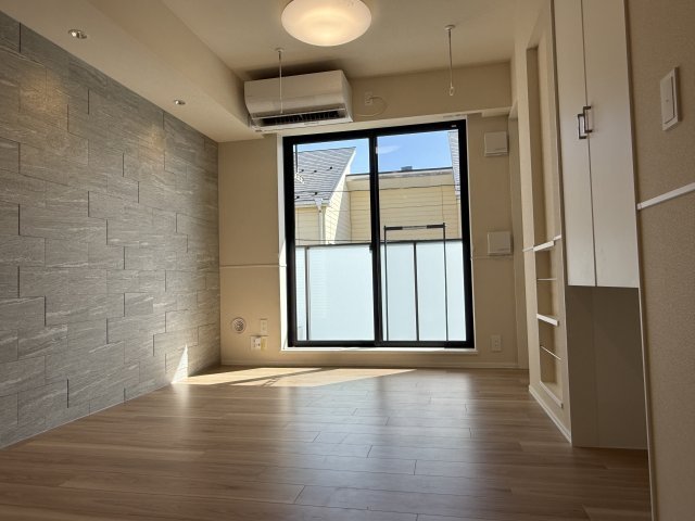 カーサセレーナ中野の居間・リビング