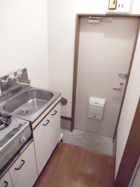 パラシオン田中の玄関|自由枠(部屋1)