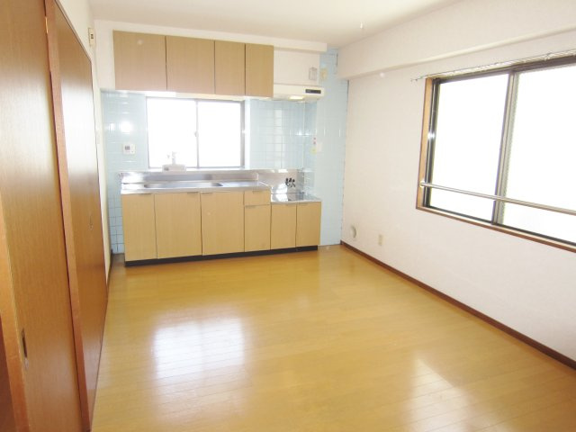 コーポ英の居間・リビング