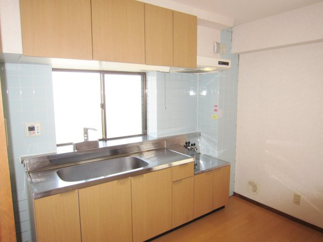 コーポ英のキッチン