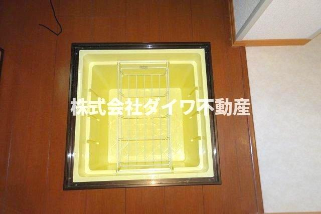 COZYCOURT東岡崎の収納|床下収納　2019年撮影