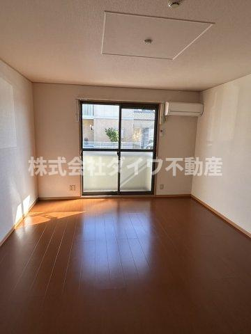 COZYCOURT東岡崎の居間・リビング