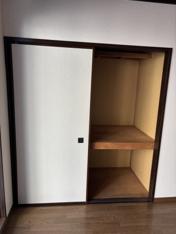 パークハイツスイメイの収納