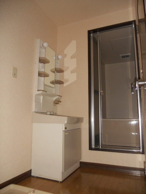 パークハイツスイメイの玄関