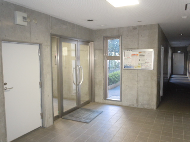 グランシャリオのロビー|共用設備1