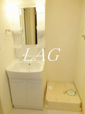 【洗面所】 | 四つ木エスコート８ | 洗面台です。