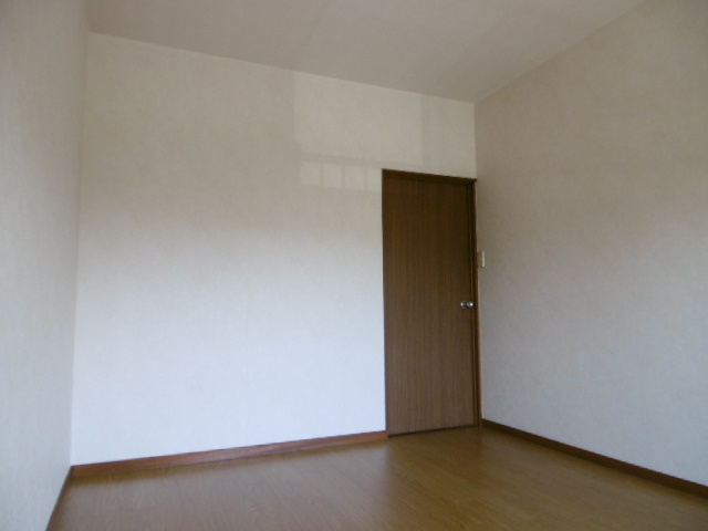 第３シルクロードハイツの居間・リビング