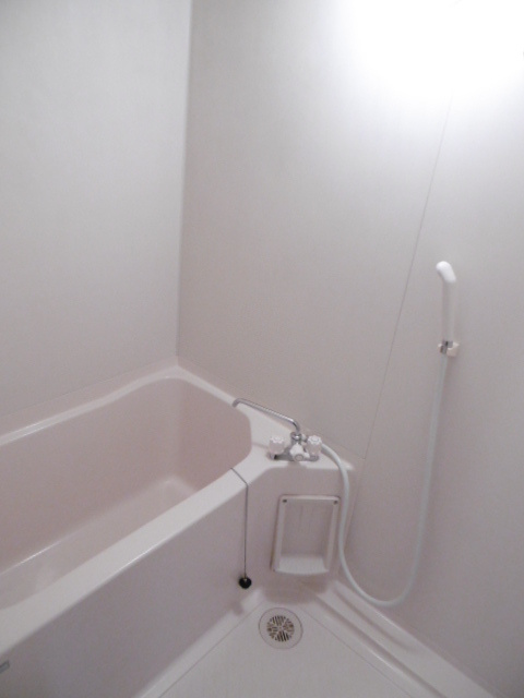 第３シルクロードハイツの浴室