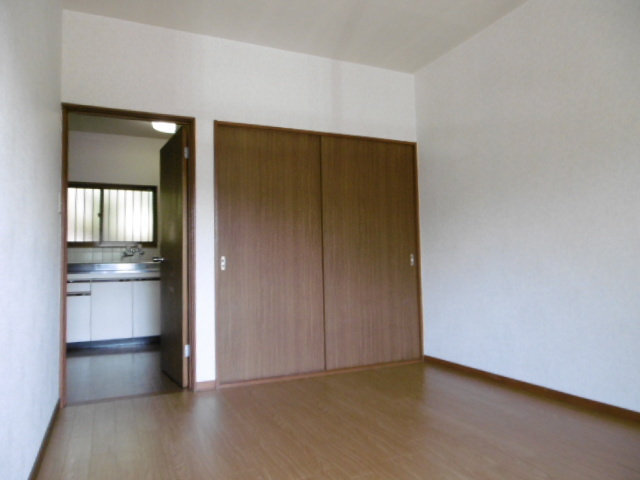 第３シルクロードハイツの居間・リビング