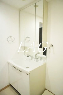 【洗面所】 | オーキッドプレイス | 洗面台です。