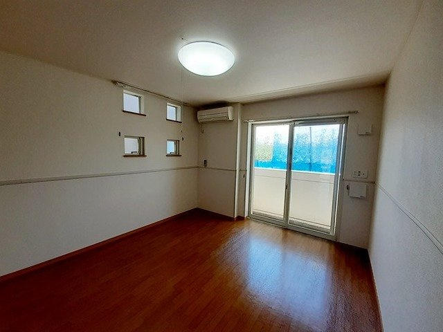 ヴィラ　ミハスの居間・リビング