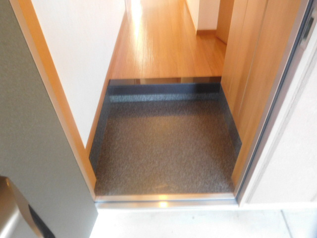 エクセランコートの玄関