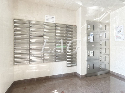 【その他共用部分】 | スカイコート芝壱番館 | 集合ポストです。