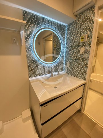 GLAM　STELLA松屋町　中央小学校区の独立洗面台|GLAM　STELLA松屋町　独立洗面台