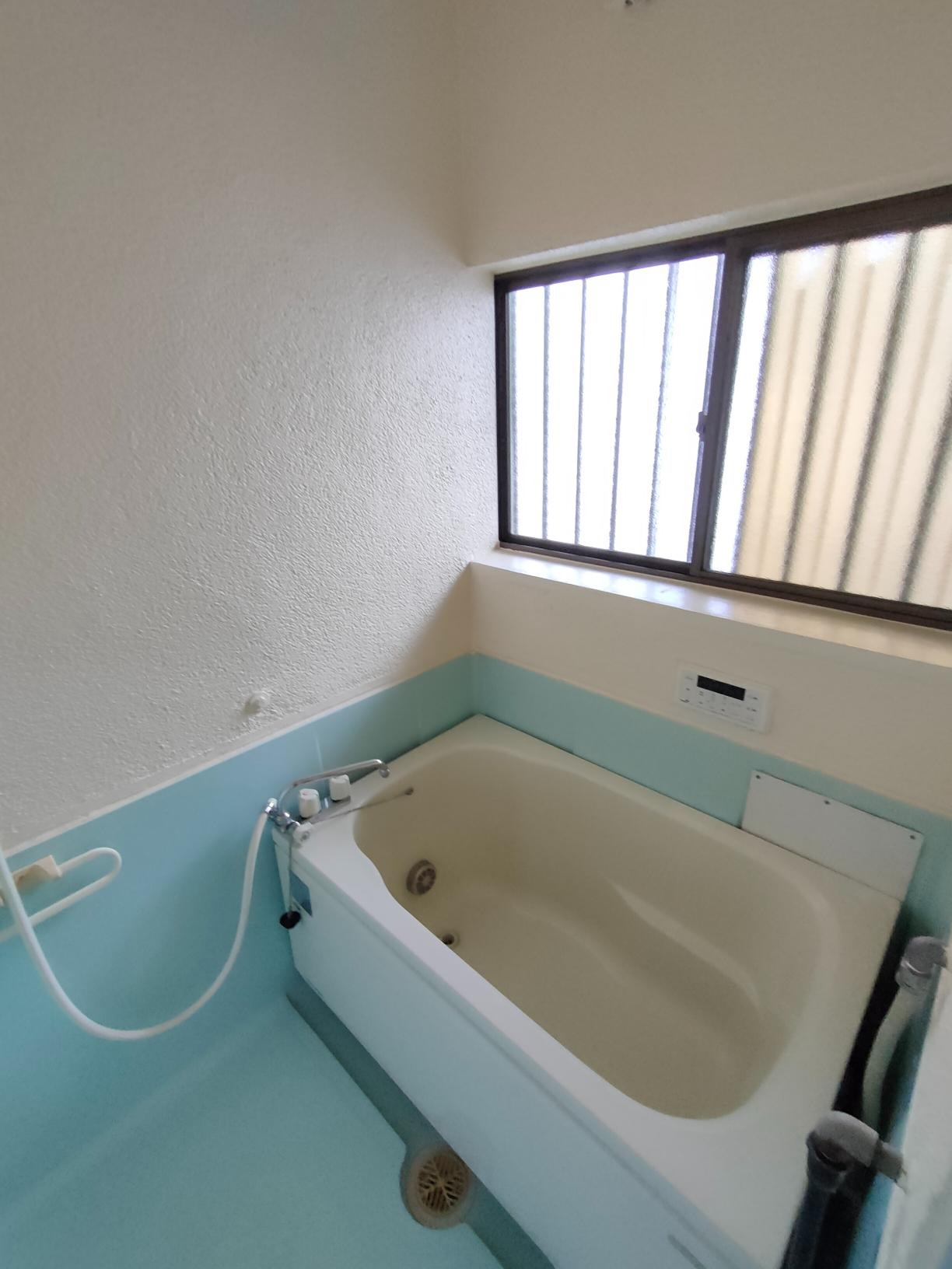 かつみハイツの浴室