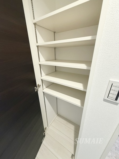 アヴェニール与野本町の収納|廊下の収納です☆