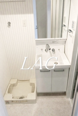 【洗面所】 | エストゥルース武蔵小杉 | 洗面台です。