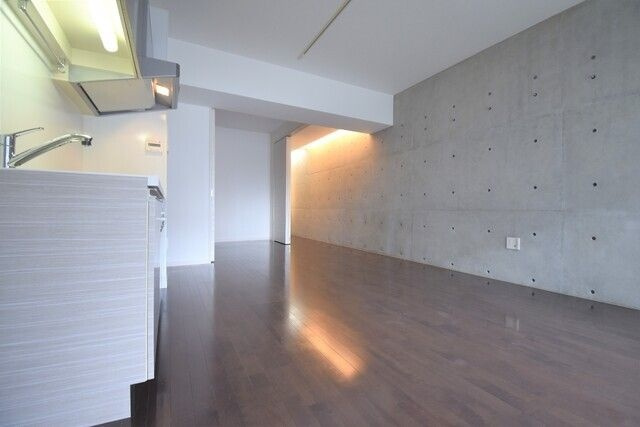 ｔｈｅ　ｇｌａｓｓｅｓの内装