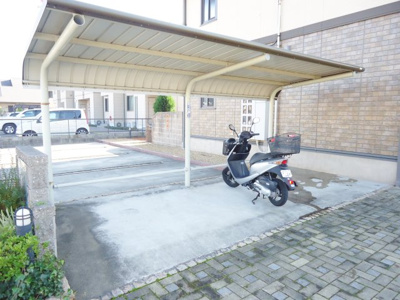 【その他共用部分】 | サンブライト | 駐輪場