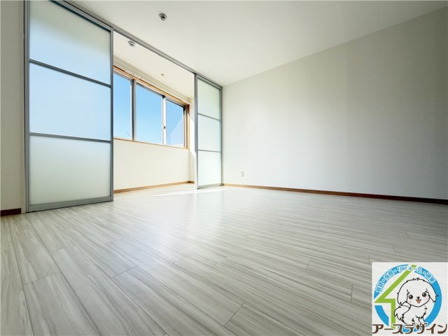 橋本ビルの居間・リビング