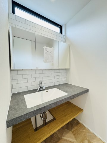 SHONAN FAMILY RESORT — 鵠沼海岸の家のバルコニー