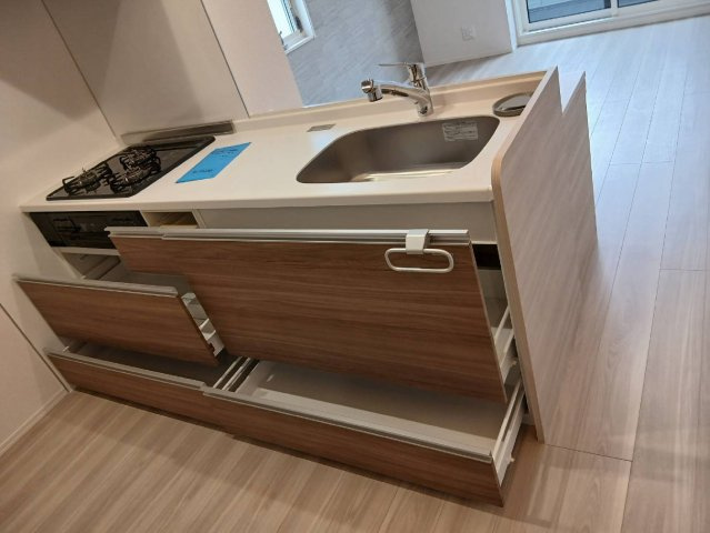 アテリア伍番館のキッチン|お料理しやすいキッチンです