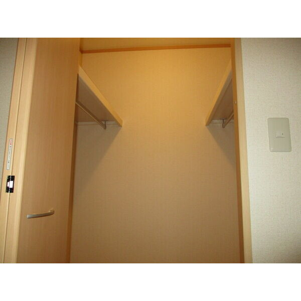 ゼフィール小人町の収納