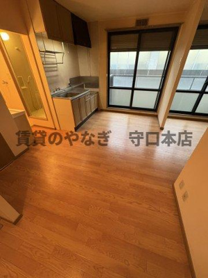 【居間・リビング】 | エスポワールB