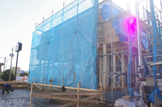 【外観】 | 【仲介手数料無料！！】八王子市めじろ台2丁目　新築戸建て（全2棟）A号棟　4480万円 | 令和８年２月２８日撮影　建築中