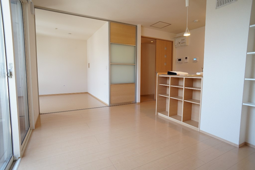 カサベルデ暖華の居間・リビング