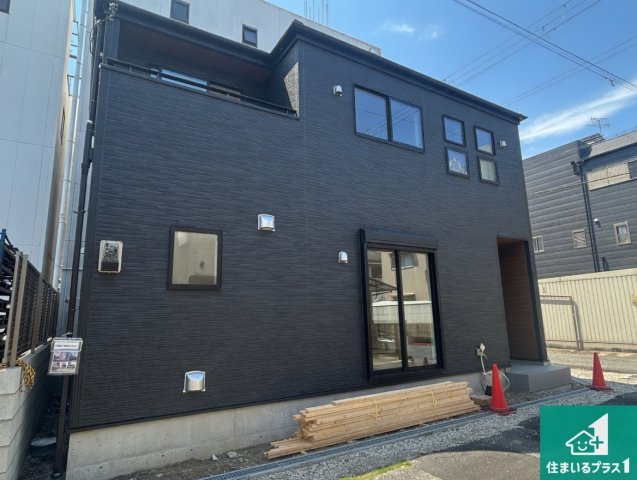 1日(土)2日(日)現地見学可能！　尼崎市南初島町　限定1邸の外観|安心の10年保証！外観を美しく保ち、雨水で汚れを落とします！気になることがありましたら、お気軽にお問い合わせください！