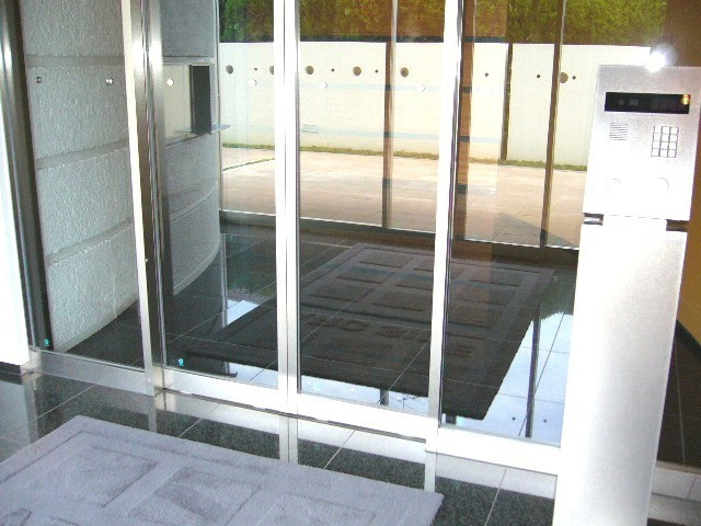 ＡＲＣ　ＳＩＤＥのエントランス|エントランス