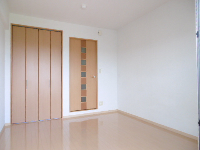 ＡＲＣ　ＳＩＤＥの洋室