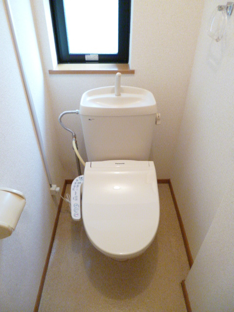 メゾンクレールのトイレ|温水洗浄便座