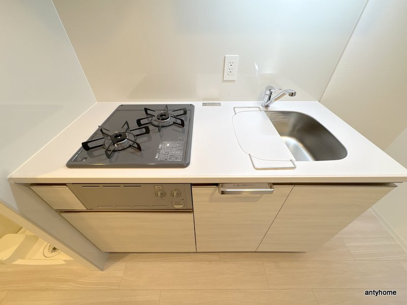 コンフォリア・リヴ博労町一丁目Q　仲介手数料無料のキッチン