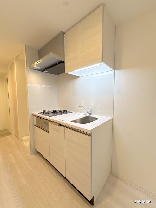 コンフォリア・リヴ博労町一丁目Q　仲介手数料無料のキッチン