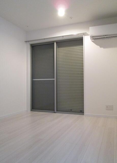 ソフィア一之江のセキュリティ|防犯シャッター