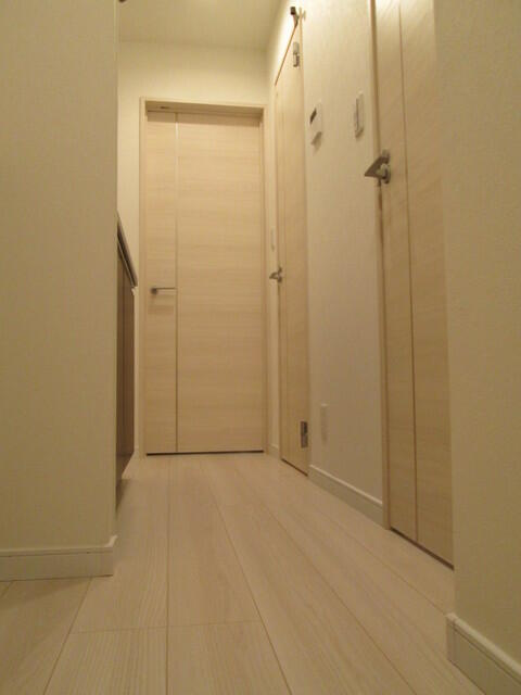 ソフィア一之江の内装|廊下