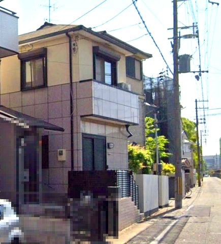 東灘区田中町3丁目の外観|光が沢山取り込める大きな窓。2面採光なので、日差しを長時間受ける事が出来る暖かい住戸
