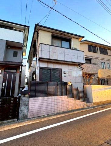 東灘区田中町3丁目の前面道路含む現地写真|前道は陽当たり・風通しが良い幅員5ｍ
