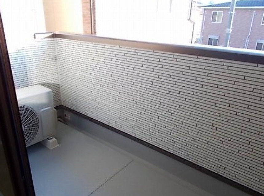 ラ・グラシアⅢのバルコニー